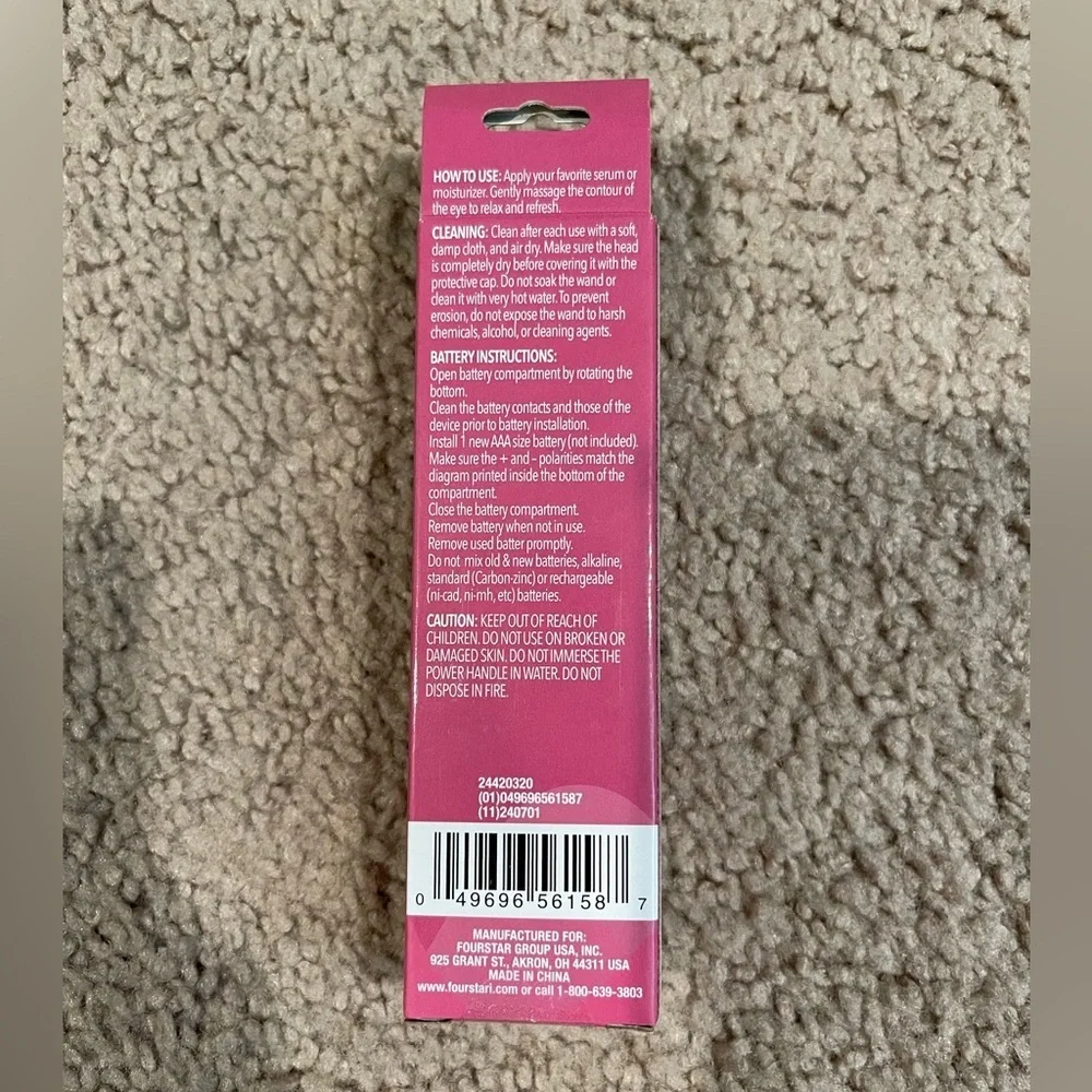 B-PURE Vibrating Under Eye Massager Compact Size